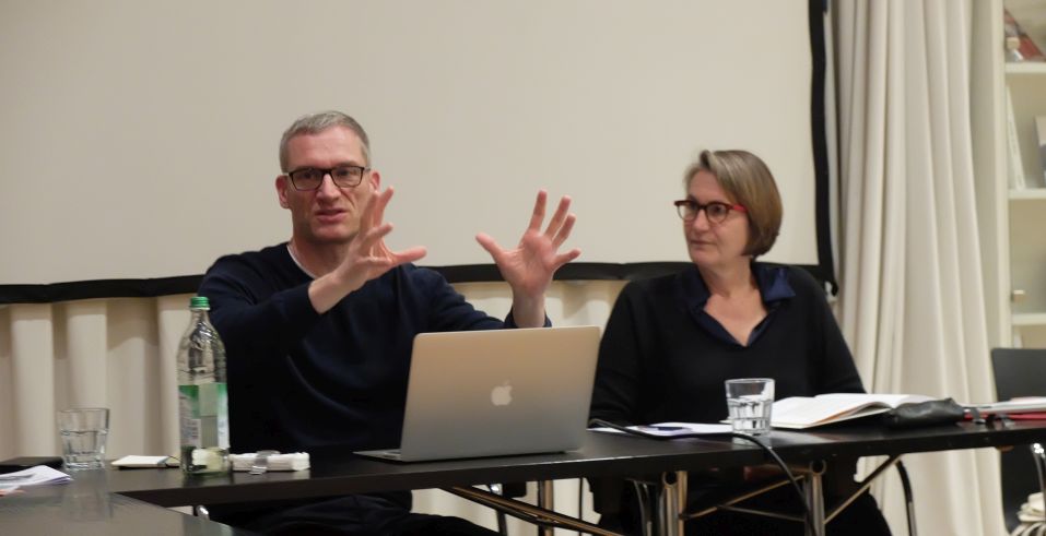 Griesel and Bochert during their talk at the MÜF in Munich